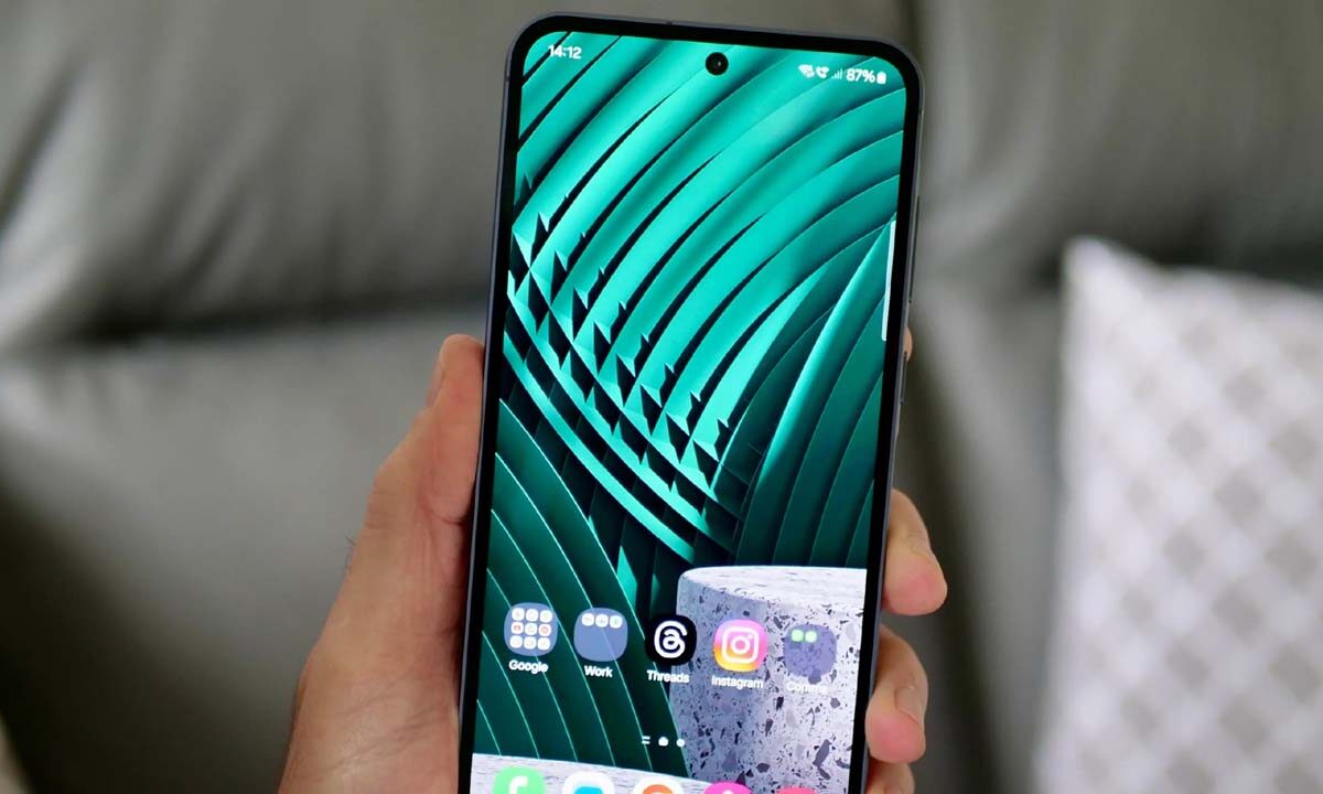Amazon offer on Samsung Galaxy A55: सिर्फ 36,999 रुपए में मिल रहा ये स्‍मार्टफोन
