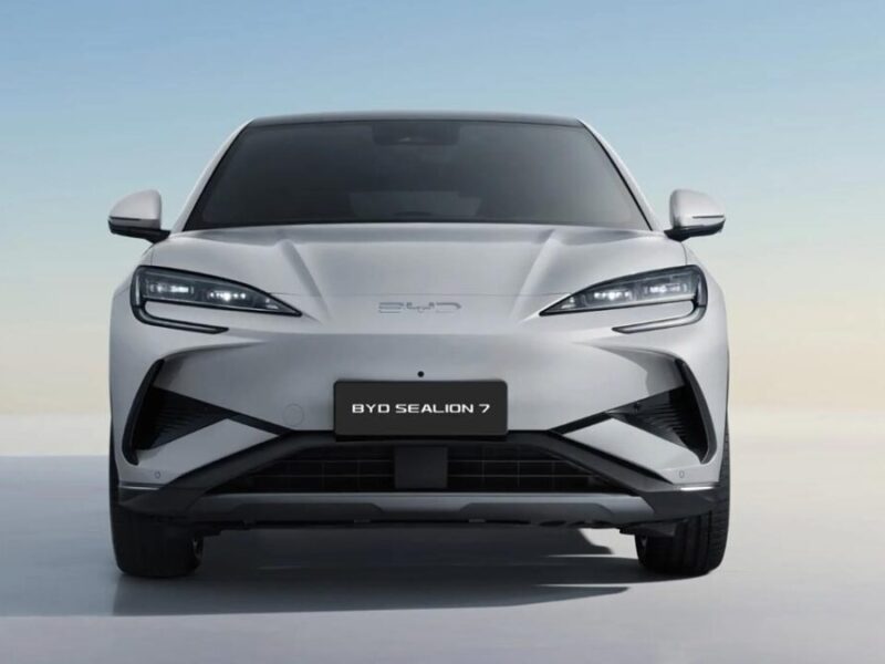 BYD Sealion 7 Electric SUV: सिंगल चार्ज पर 567 किमी तक हवा से बातें करती है ये इलेक्ट्रिक एसयूवी