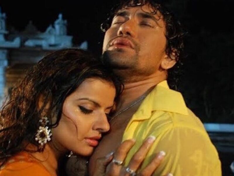 Bhojpuri Song Pyaas Tan Ki Bujha Ja: देखें निरहुआ और मधु शर्मा की शानदार केमिस्ट्री, वायरल हिट सॉन्ग