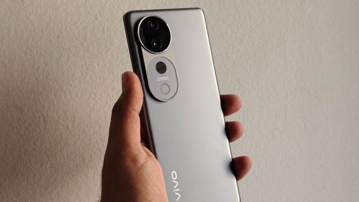 Vivo T3 ultra: फ्लिपकार्ट मॉन्यूमेंटल सेल में वीवो टी3 अल्ट्रा पर मिल रहा ये ऑफर, जानें कीमत