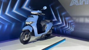 Honda Activa Electric Price: होंडा एक्टिवा ई इलेक्ट्रिक स्कूटर की एक्स-शोरूम प्राइस है ₹1.17 लाख