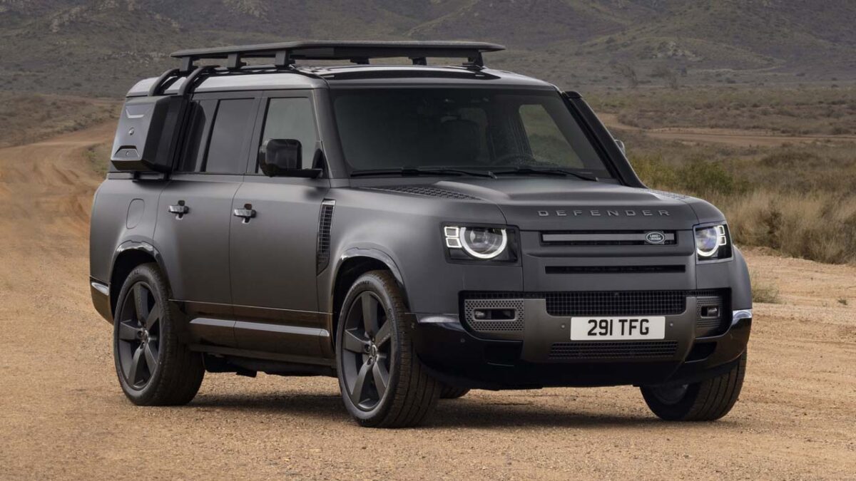Land Rover Defender 2025 का ऐसा है इंटीरियर डिज़ाइन, आपका दिल खुश हो जाएगा