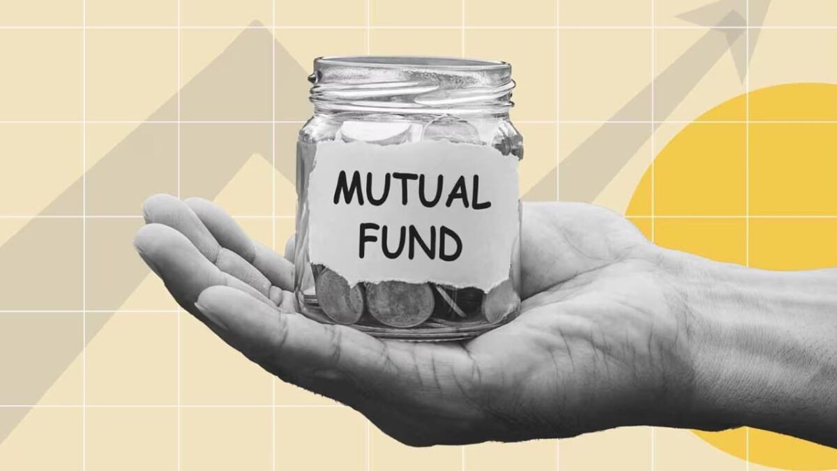 Mutual Funds Investment Tips: लार्ज कैप म्यूचुअल फंड में निवेश कर स्मार्ट निवेशक बनें