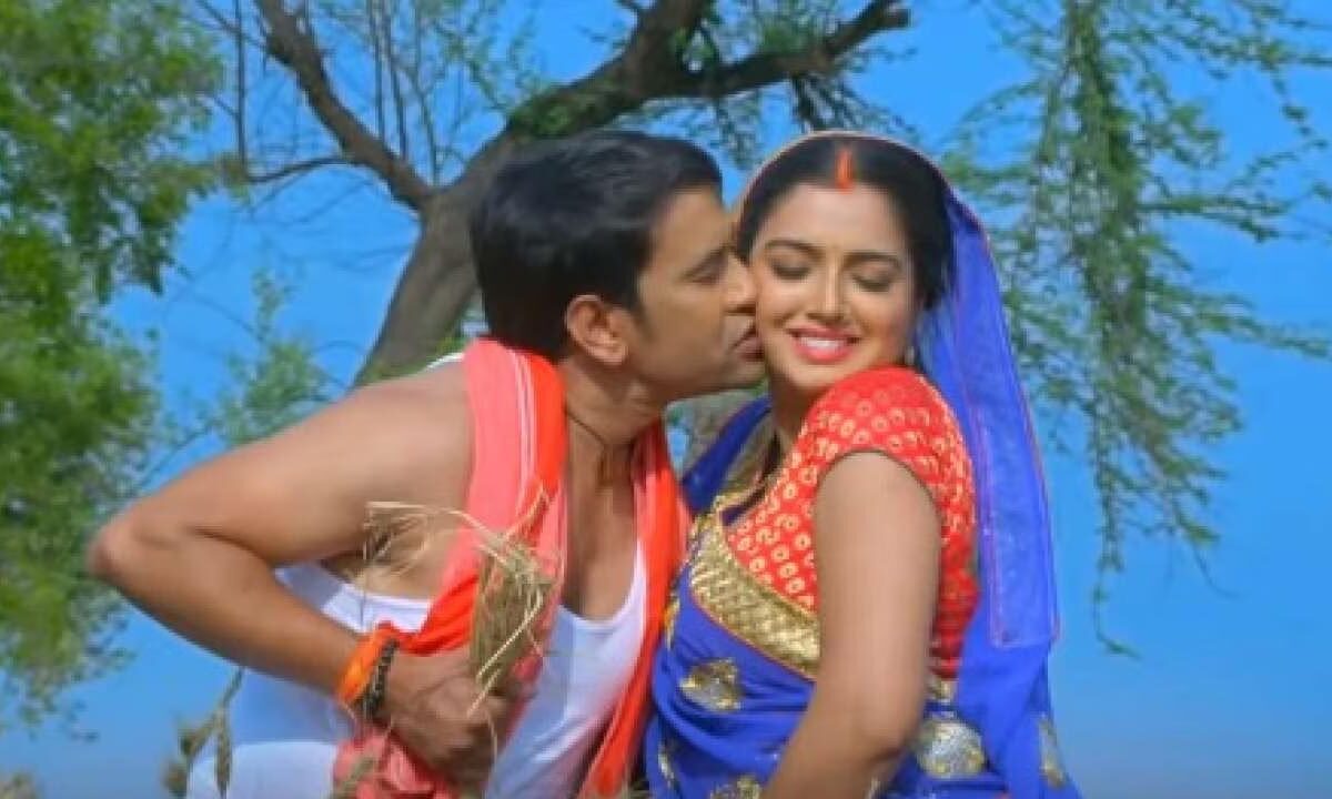 Nirahua Amrapali Bhojpuri Romance Song: भोजपुरी गाने 'खाला सुगना कटोरे' में निरहुआ और आम्रपाली दुबे ने किया रोमांस