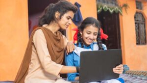 Post Office SSY Scheme: डाकघर में खुलवाएं सुकन्‍या समृद्धि योजना खाता, इतना होगा फायदा