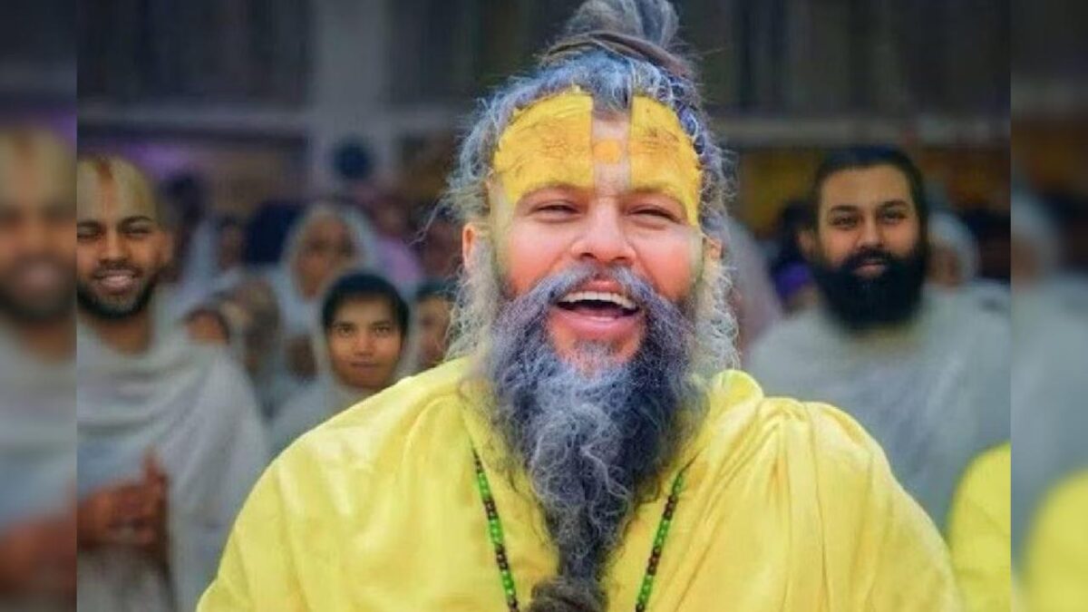 Premanand Ji Maharaj: वीआईपी कल्चर पर प्रेमानंद जी महाराज ने लगाई लताड़, बोले ये गलत बात