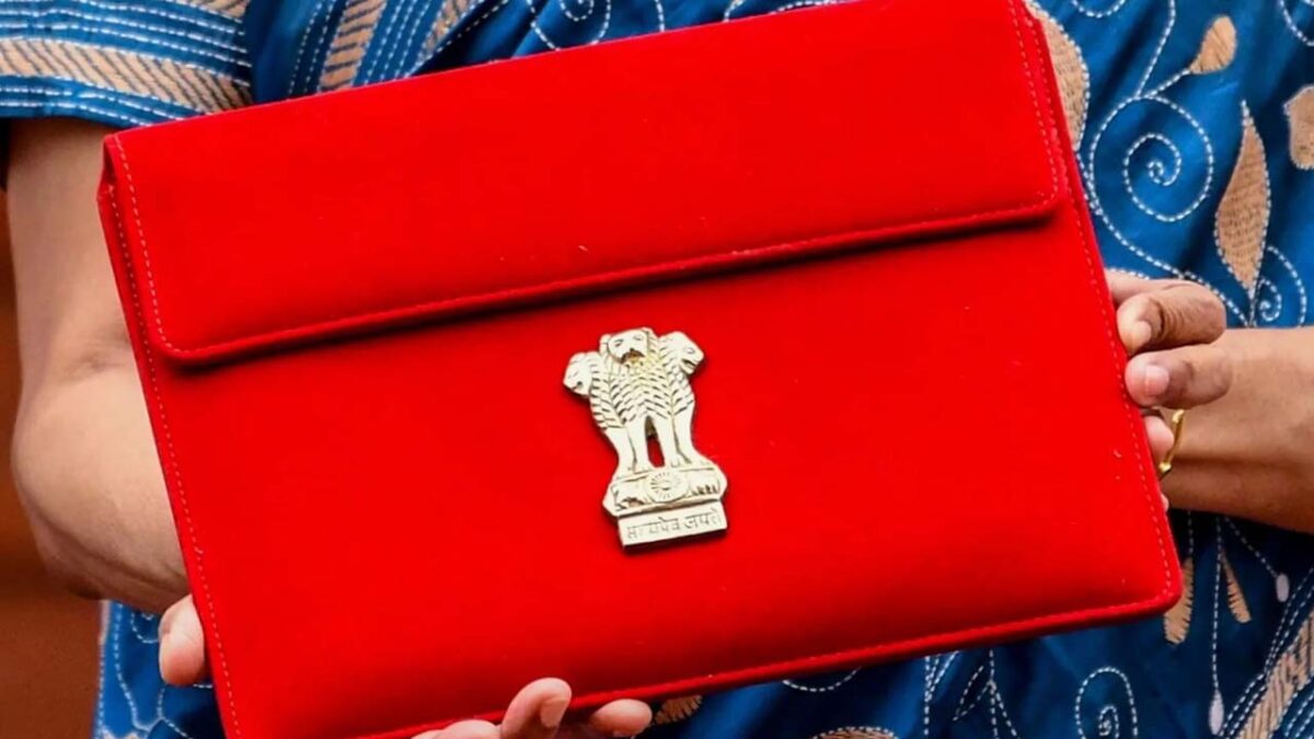 Tax Relief in Budget 2025: क्‍या 15 लाख रुपए से अधिक आय वालों को बजट में मिलेगी राहत?