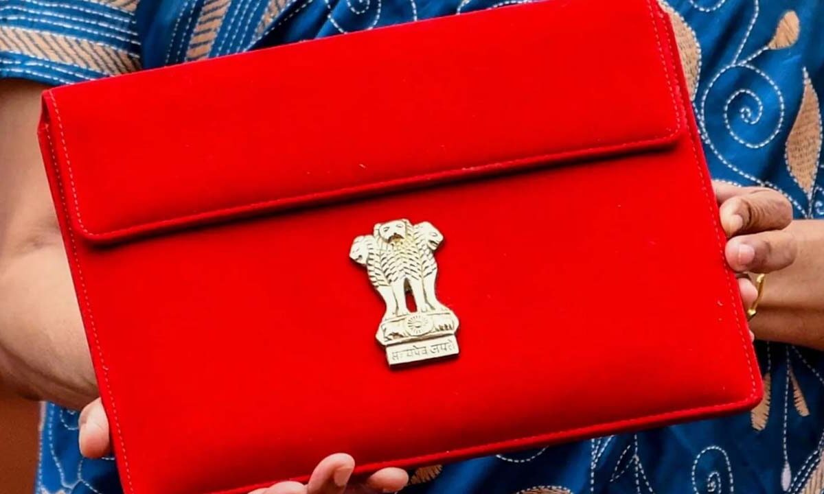 Tax Relief in Budget 2025: क्‍या 15 लाख रुपए से अधिक आय वालों को बजट में मिलेगी राहत?