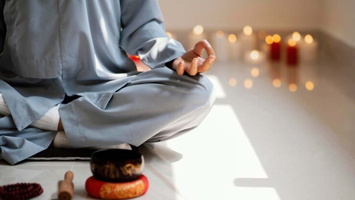 Mantras for a Happy Life: सुखी जीवन के क्‍या मंत्र हैं? क्‍या हम वास्‍तव में खुद को अशांत करने में जुटे हैं