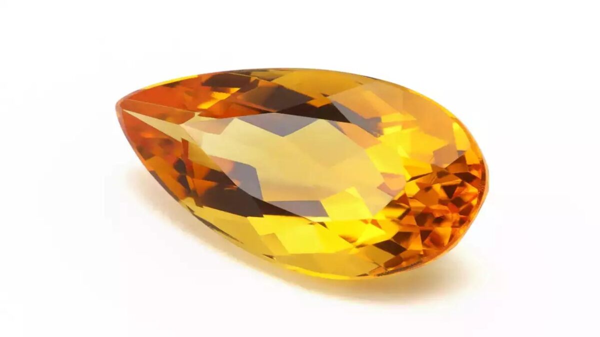 Gemology Tips: बहुत काम का है ये रत्न, पुखराज बदल देगा आपकी ज़िंदगी, जानें इसके लाभ