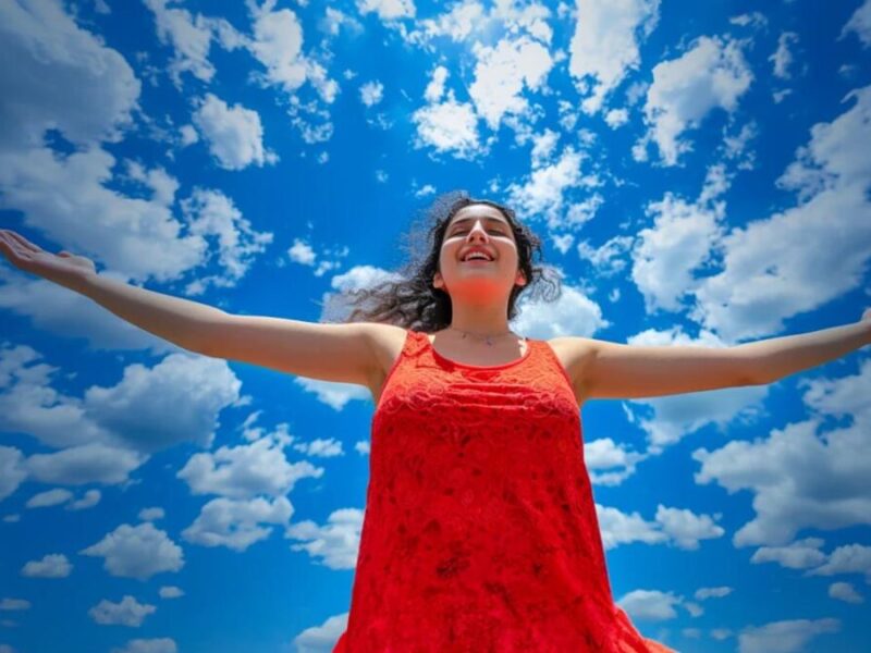 Jio Recharge Plan: अरे वाह! 175 रुपये में मिल रहा 10 जीबी डेटा, साथ में 10 ओटीटी ऐप्स का फ्री एक्सेस भी