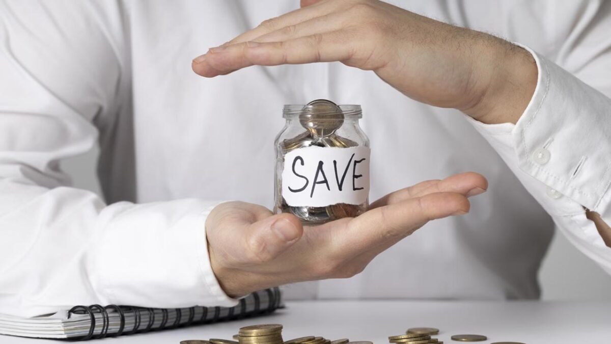 Money Saving Tips: रुपए बचाने के सबसे आसान तरीके कौन से हैं?