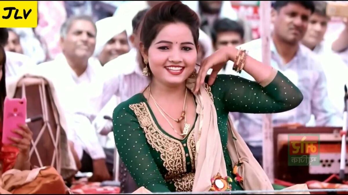 Sunita Baby ने हरियाणवी गाने Goli Chal Javegi पर किया कमरतोड़ डांस, देखें वीडियो