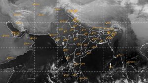 Weather Forecast: दोबारा करवट ले रहा मौसम, इन राज्यों में बारिश के साथ लौटेगी ठंड