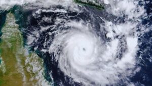 जानिए Weather Today में कैसा रहेगा मौसम का हाल, IMD ने यहां बारिश की जारी की चेतावनी