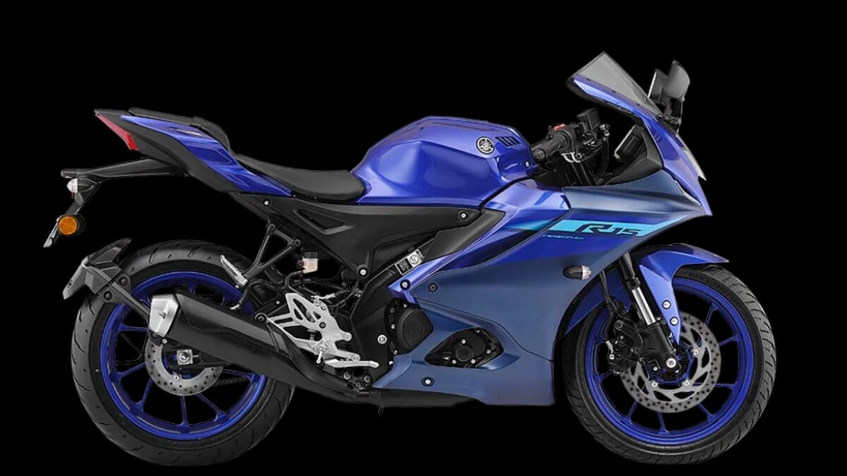 Yamaha R15 V4 2025: बाइक लवर्स के लिए रोमांस लेकर आया यामाहा, जानें कैसे हैं फीचर्स?